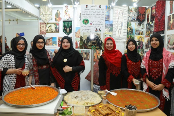 Launch of AU Club Fair 2018 Under the theme (Friendship - Sharing - Creativity)