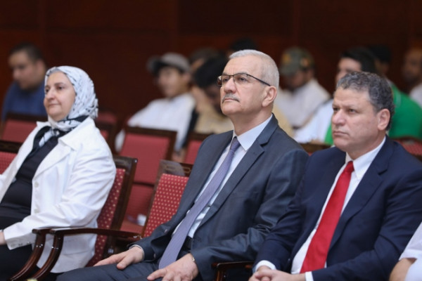 جامعة عجمان تنظم يوما مهنيا لطلبة كلية تكنولوجيا المعلومات