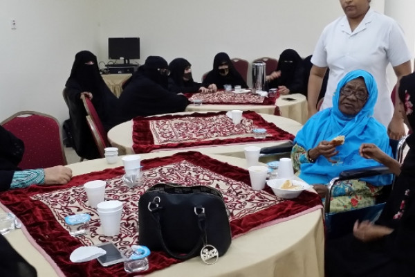 AU Students Enjoy Recreational, Educational and Humanitarian Trips across UAE