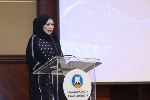 جامعة عجمان تنظم يوما مهنيا لطلبة كلية تكنولوجيا المعلومات