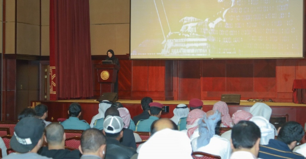 Ajman Police holds Informative lectures on Cybercrime at AU