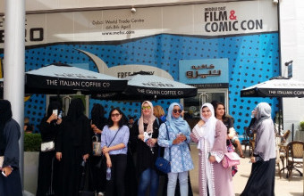 طالبات الجامعة يزرن معرض الشرق الأوسط للأفلام والصور المتحركة