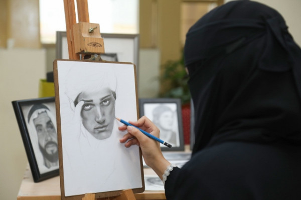Ajman University organizes Carnival for Fine Arts